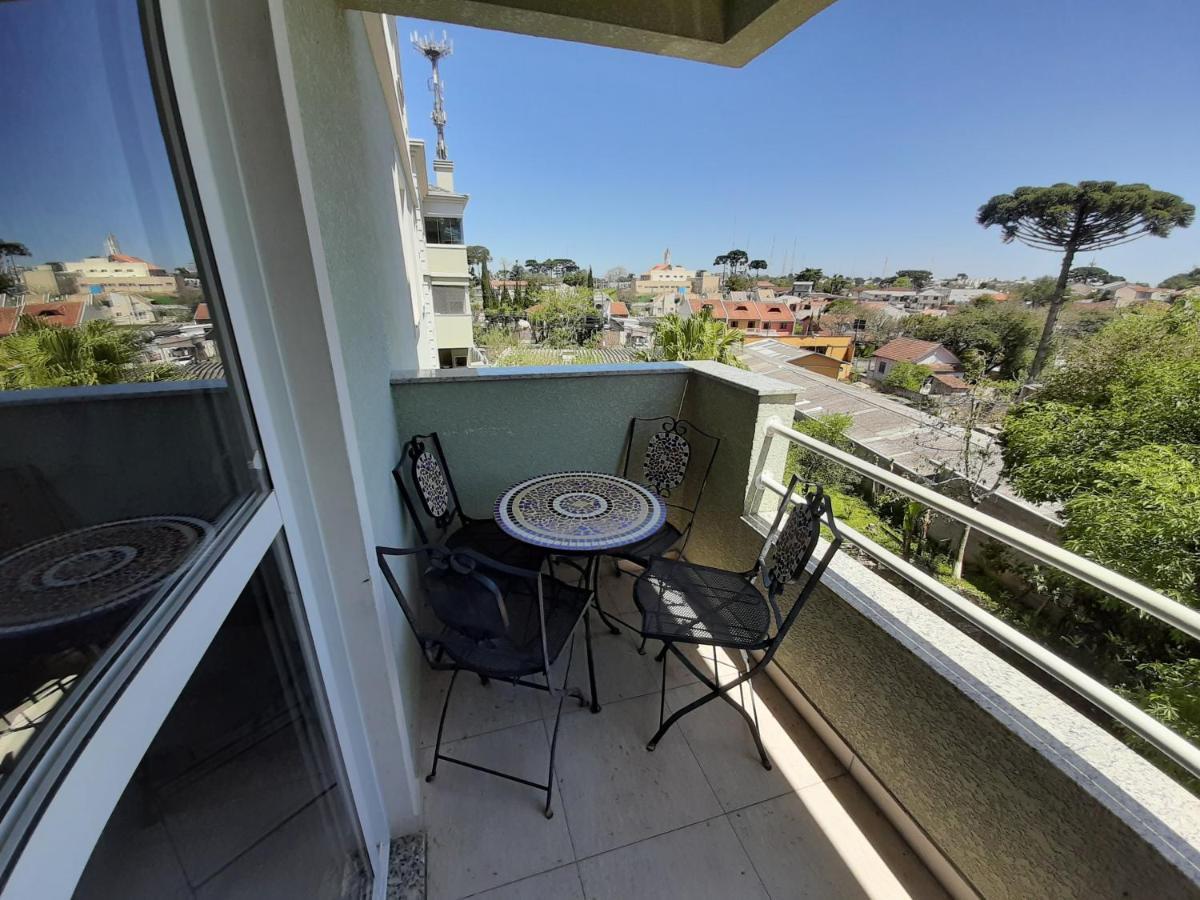 Quarto com cama de casal ao lado da Ópera de Arame Curitiba Exterior foto